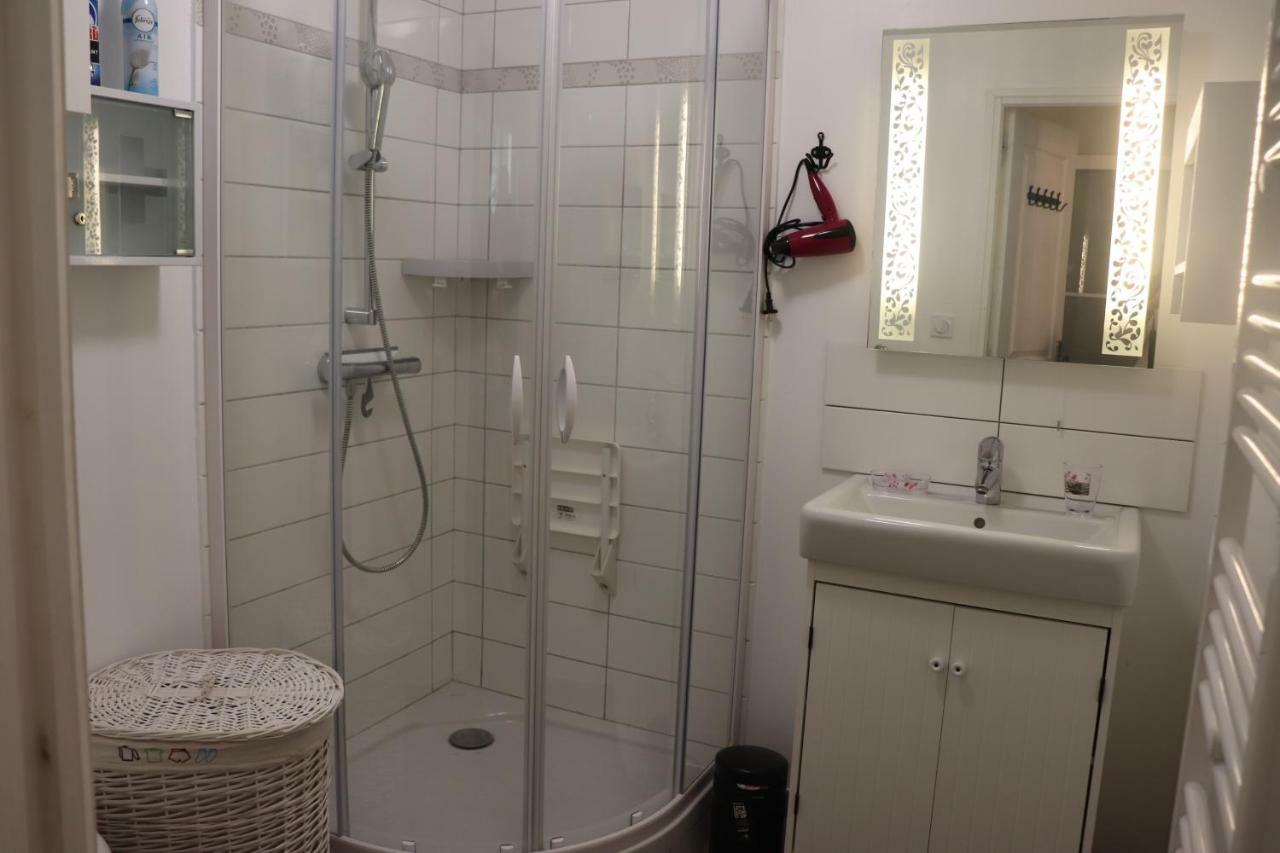 Villa Des Sables Avec 1 Studio Pour 2 Personnes Pouvant Etre Complete Par Une Chambre Avec Sa Salle De Bain Et Wc Si 4 Personnes Cabourg Zewnętrze zdjęcie